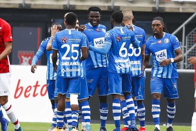 黄牛溢价被 黄牛溢价被