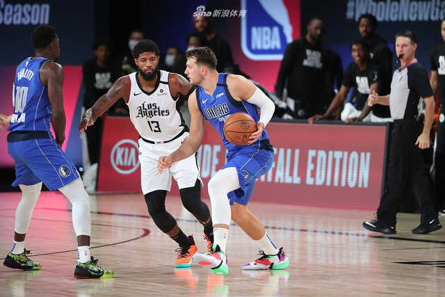 宣布退役 宣布退役